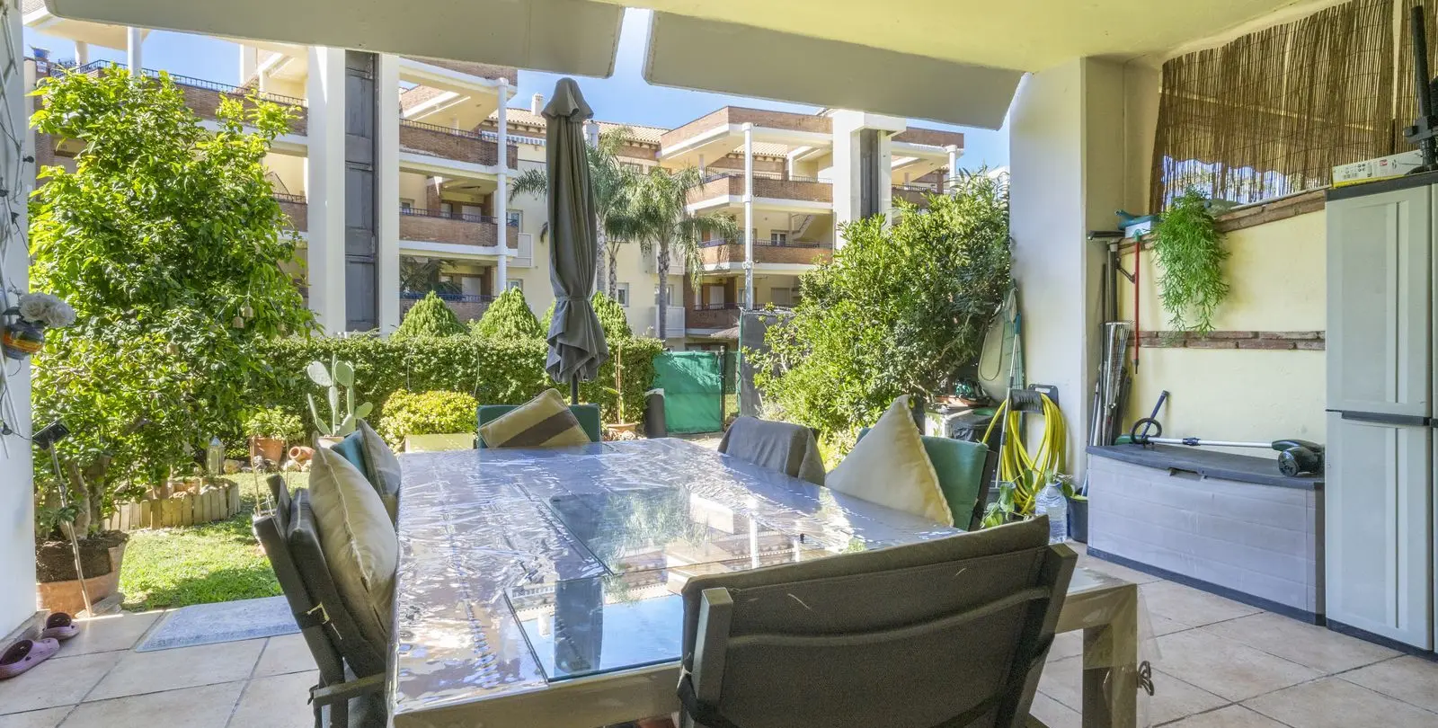 Sale of ground floor apartment in Mijas Costa 16