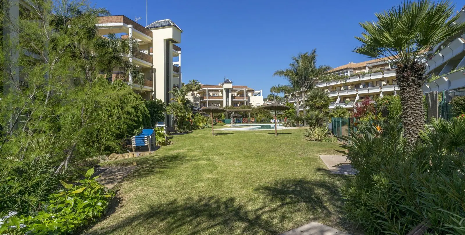 Sale of ground floor apartment in Mijas Costa 29
