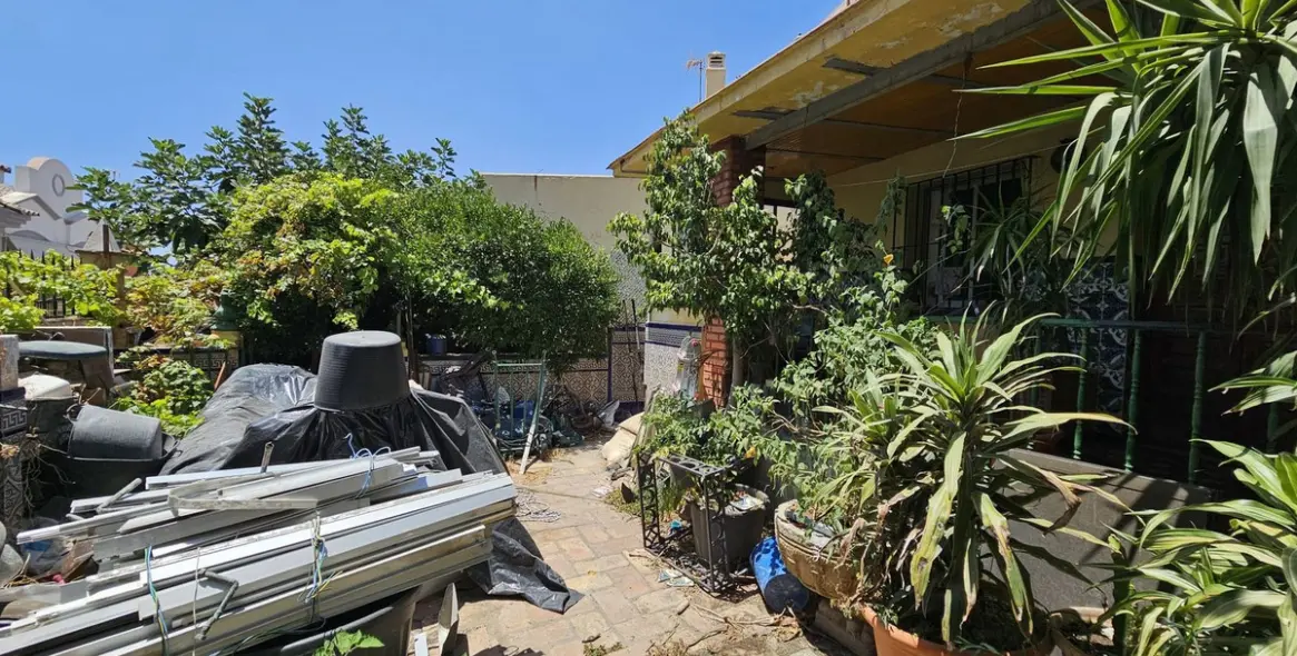 Sale of semi-detached house in Estepona 18