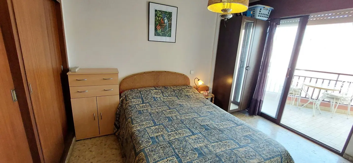 Venta de apartamento en planta media en Fuengirola 2