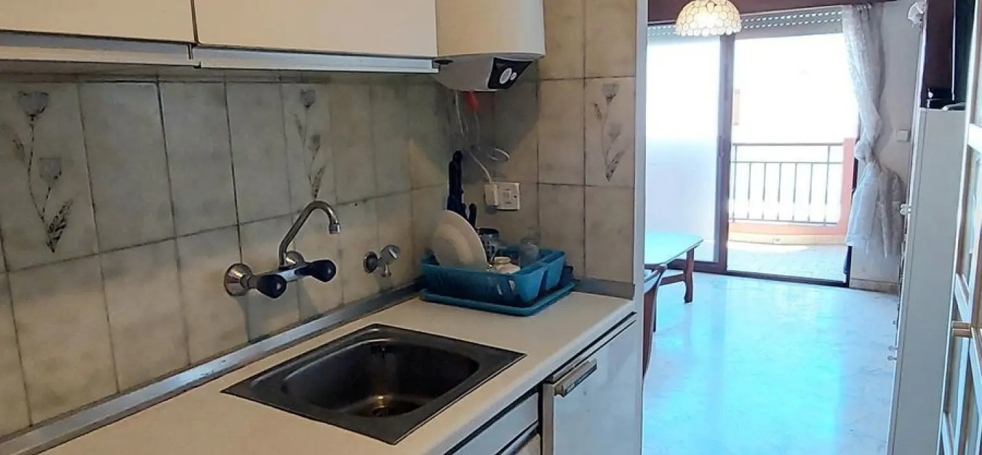 Venta de apartamento en planta media en Fuengirola 3