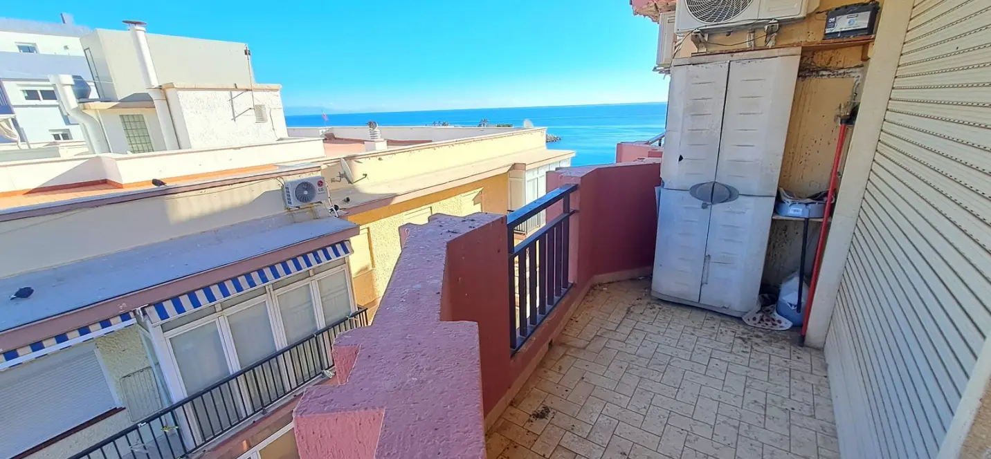 Venta de apartamento en planta media en Fuengirola 4
