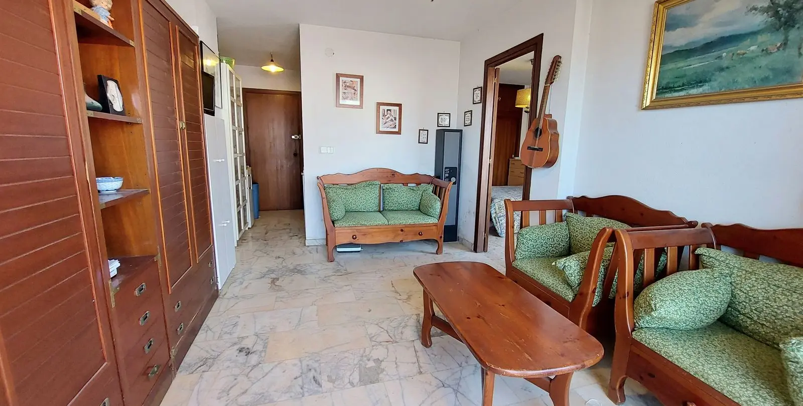 Venta de apartamento en planta media en Fuengirola 35