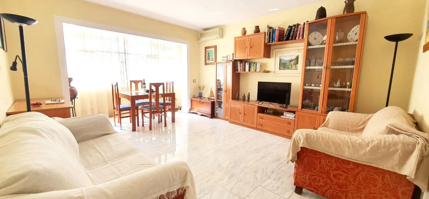 Sale of penthouse in Fuengirola 1