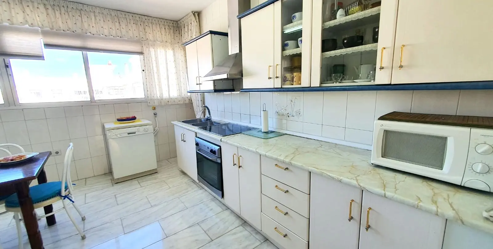 Sale of penthouse in Fuengirola 4