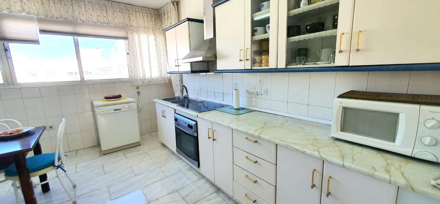 Sale of penthouse in Fuengirola 3