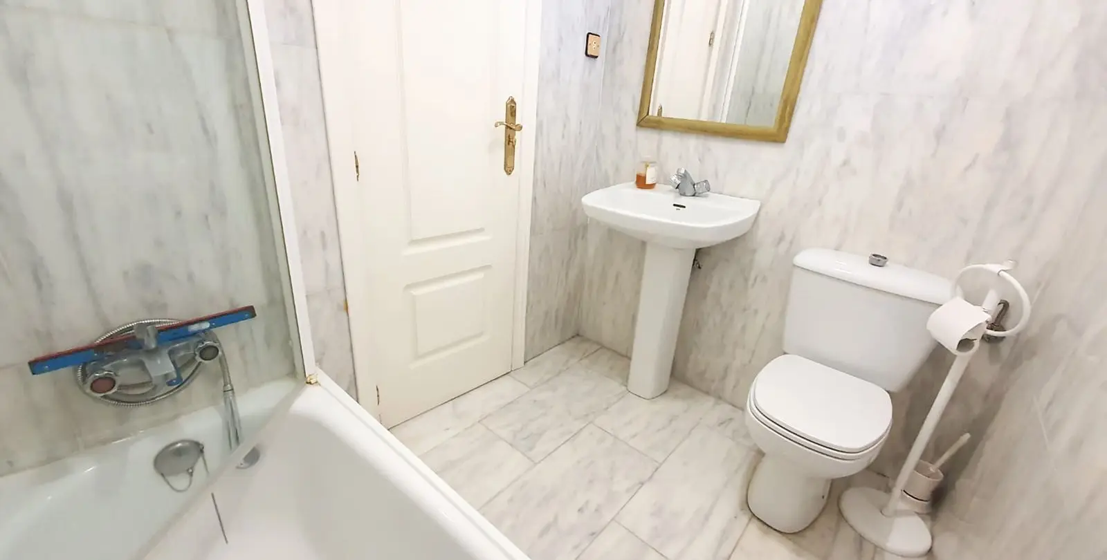 Sale of penthouse in Fuengirola 17