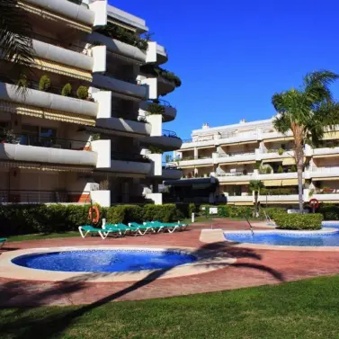 Venta de ático en Guadalmina Alta
