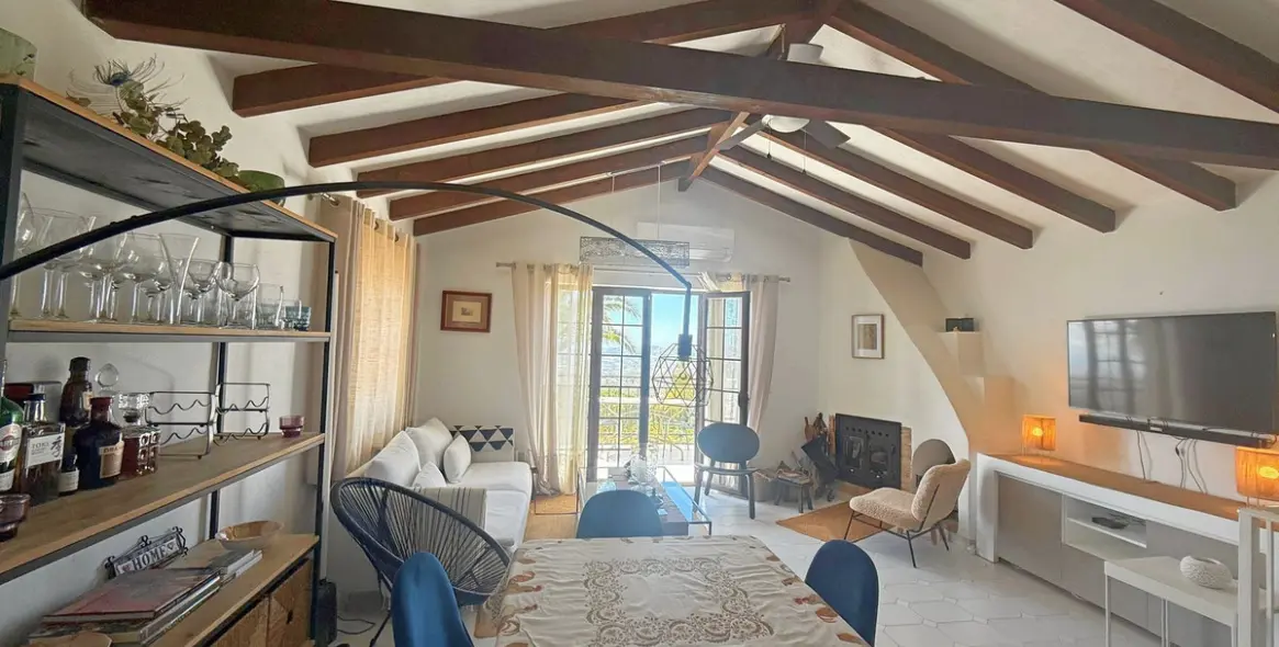 Продажа дома на две семьи в Mijas 4