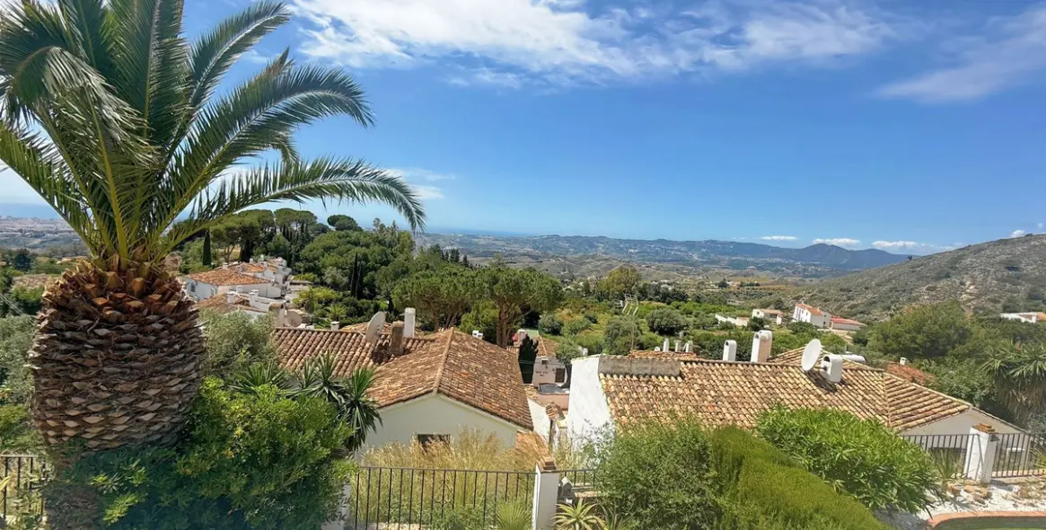 Продажа дома на две семьи в Mijas 15