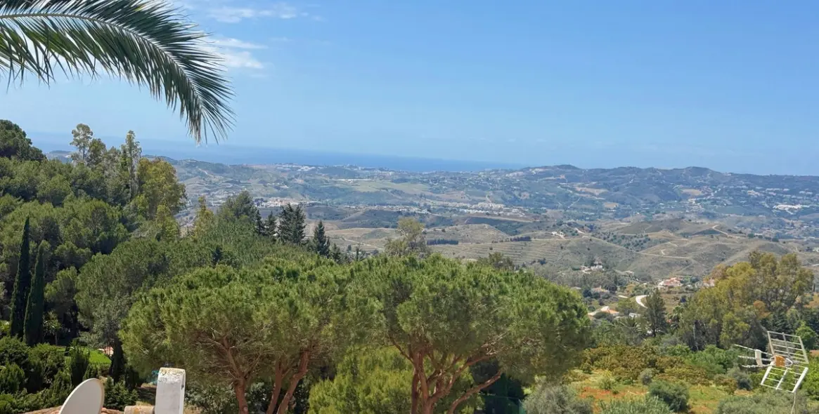 Продажа дома на две семьи в Mijas 16