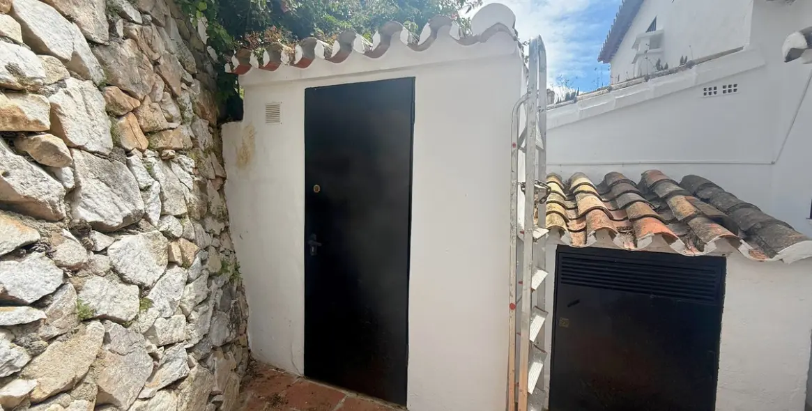 Продажа дома на две семьи в Mijas 43