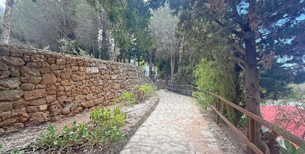 Продажа дома на две семьи в Mijas 55