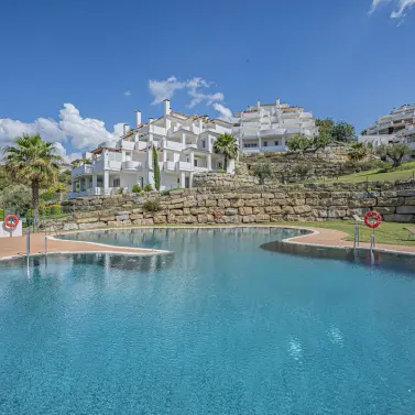 Sale of ground floor apartment in Nueva Andalucía