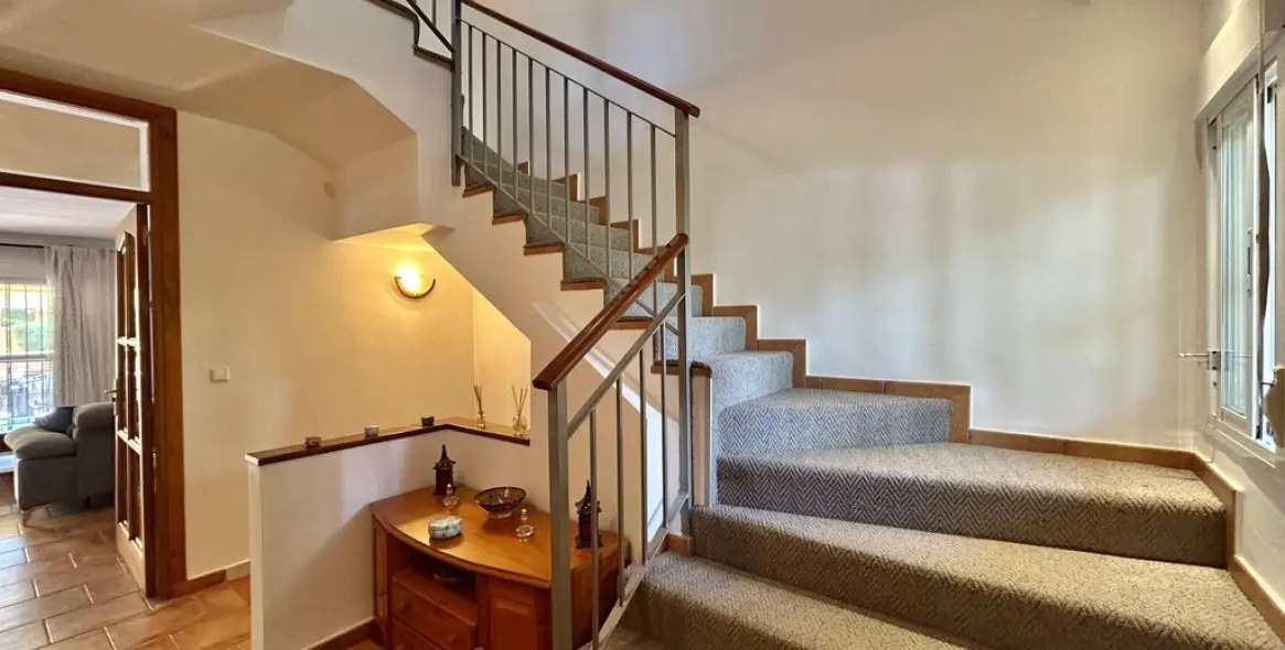 Sale of semi-detached house in Estepona 4