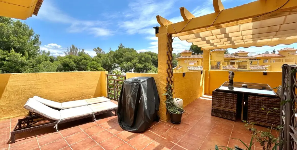 Sale of semi-detached house in Estepona 5