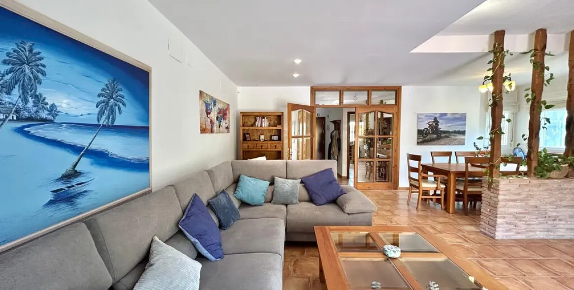 Sale of semi-detached house in Estepona 11