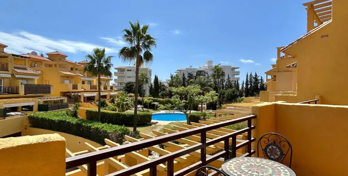 Sale of semi-detached house in Estepona 15
