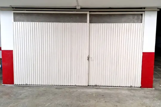 Image 4 thumb