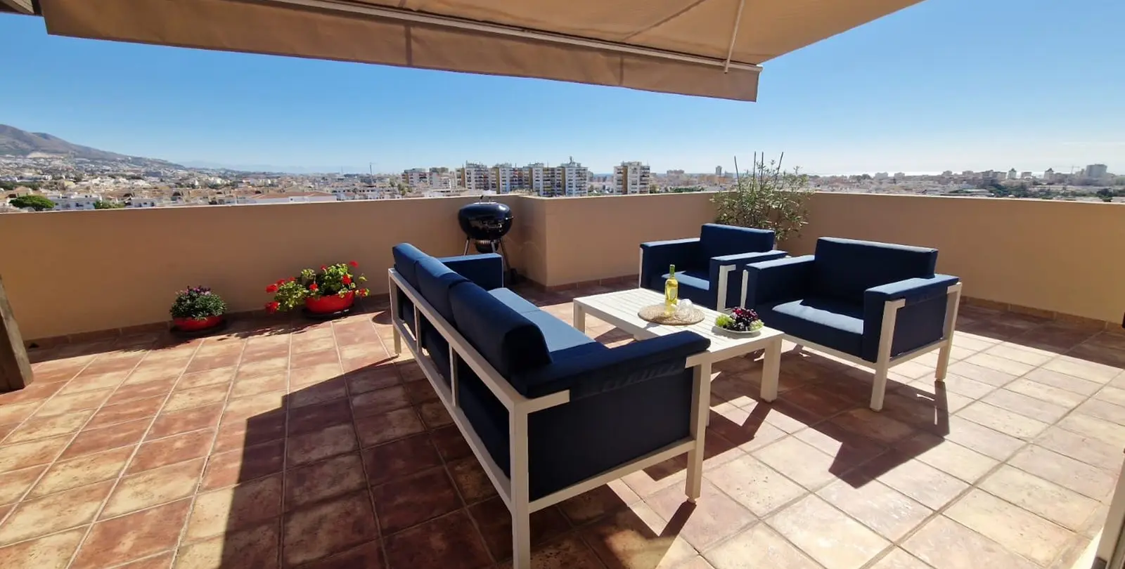 Sale of penthouse in Mijas Costa 37