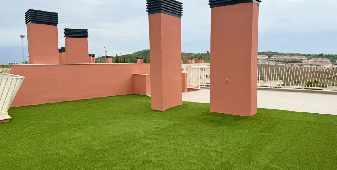 Sale of penthouse in El Chaparral 11
