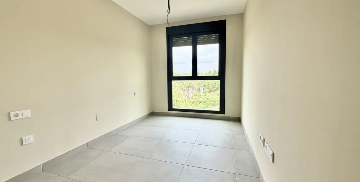 Sale of penthouse in El Chaparral 17