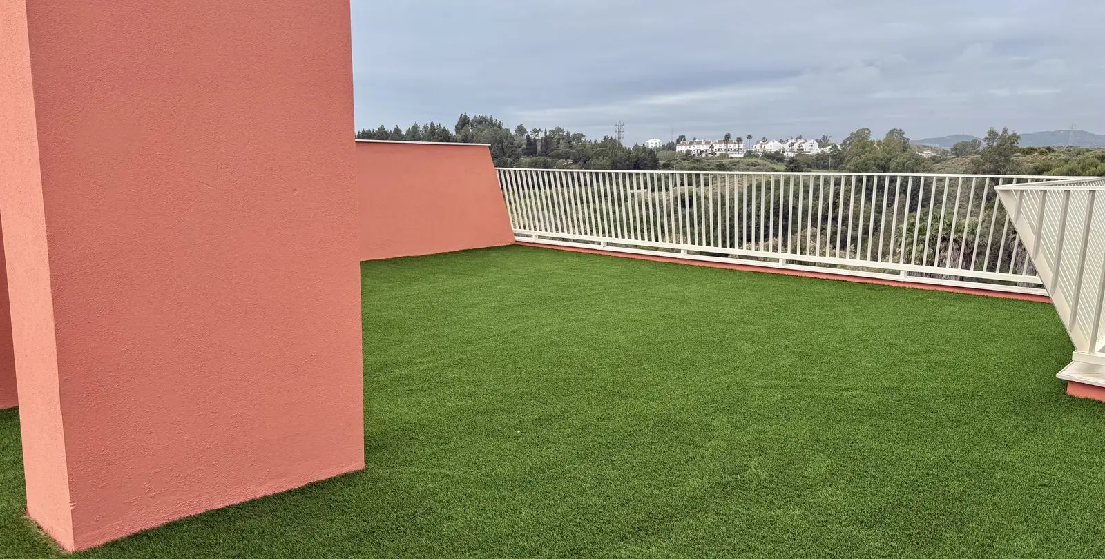 Venta de ático en El Chaparral 13