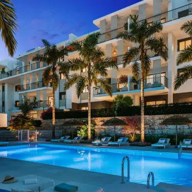 Sale of ground floor apartment in Estepona