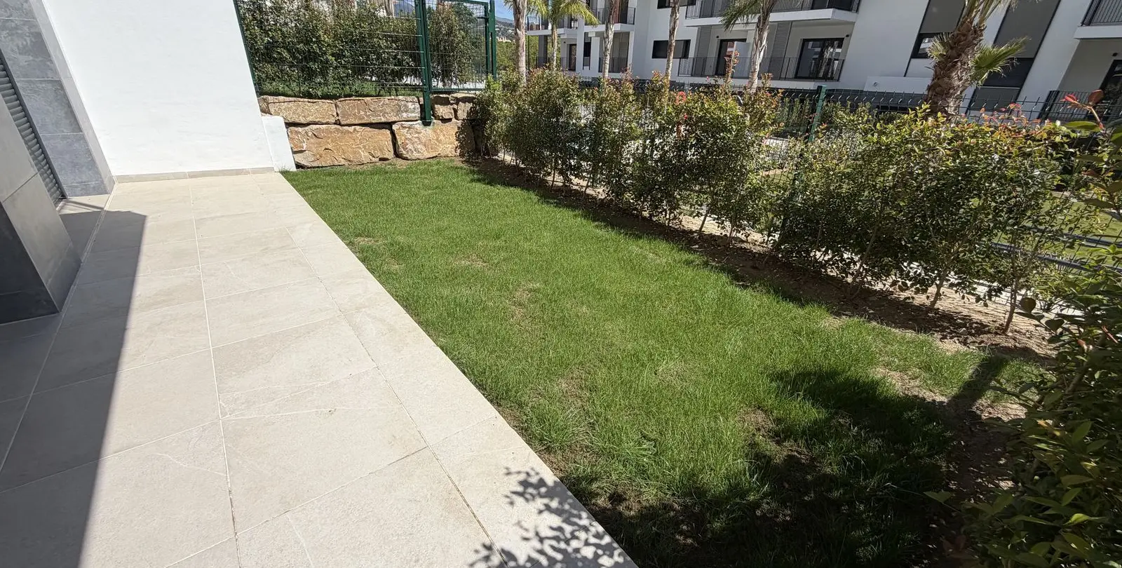 Продажа апартаментов на первом этаже в Estepona 24