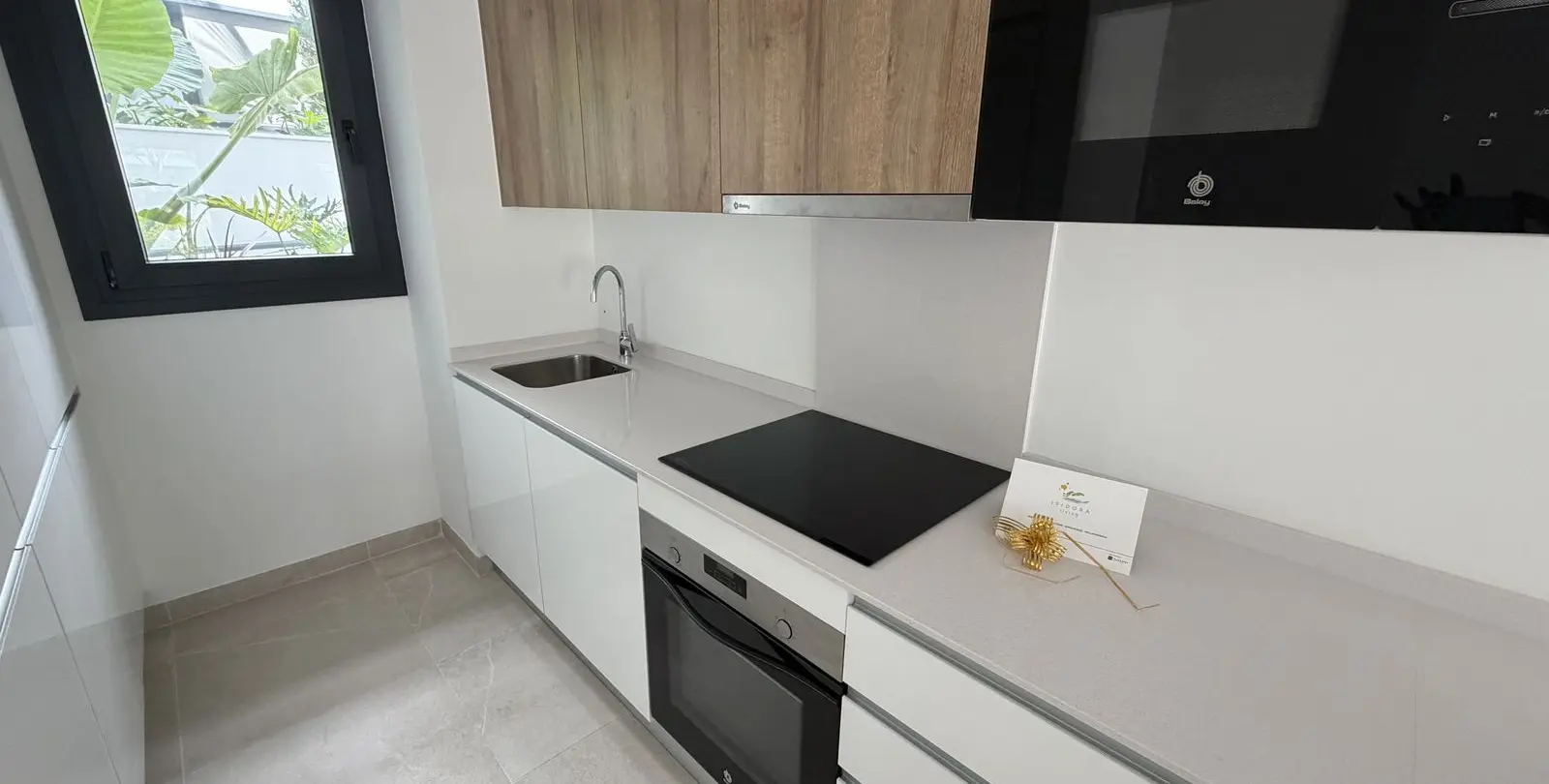 Продажа апартаментов на первом этаже в Estepona 27