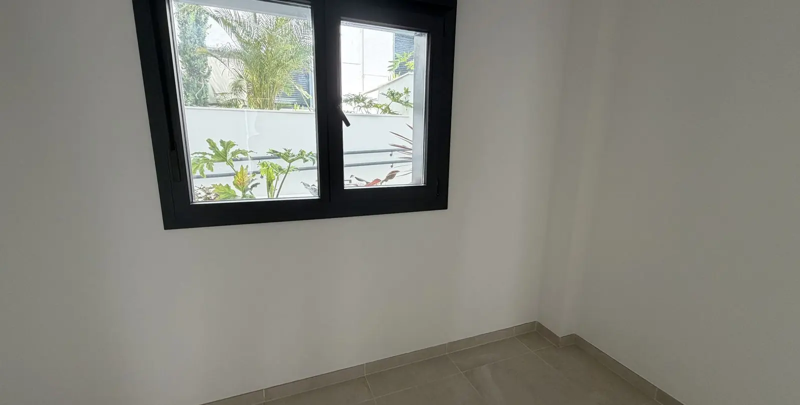 Продажа апартаментов на первом этаже в Estepona 32