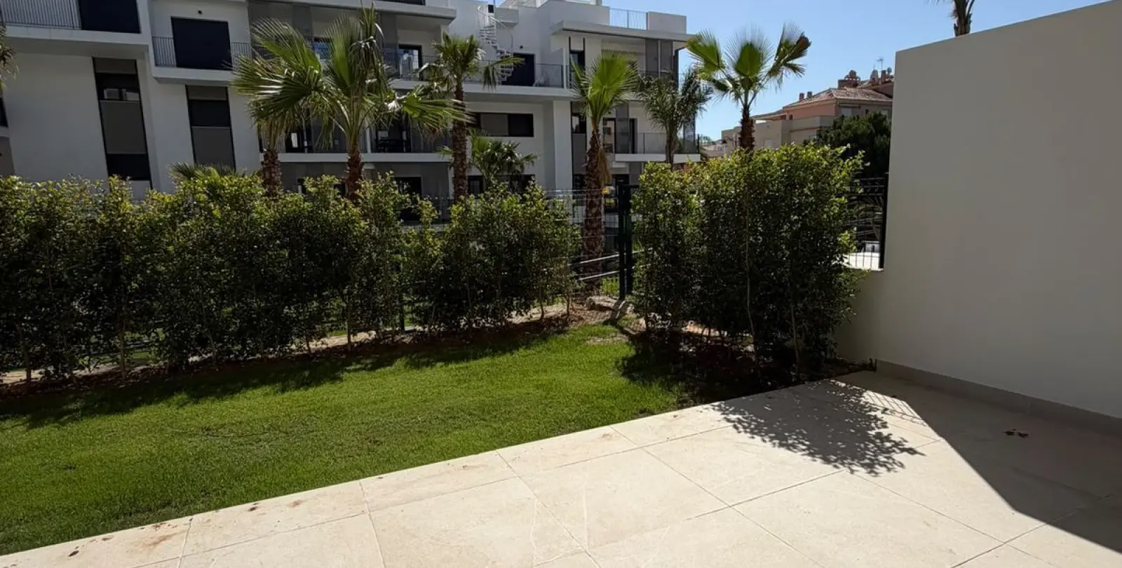 Продажа апартаментов на первом этаже в Estepona 60