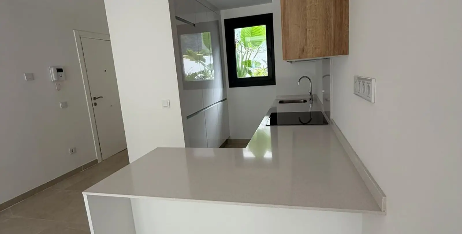 Продажа апартаментов на первом этаже в Estepona 71