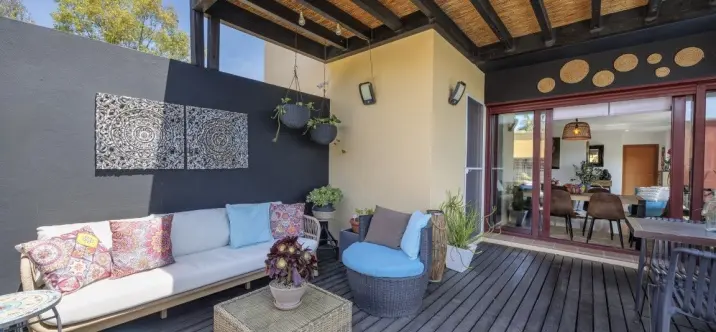 Sale of detached villa in Los Flamingos 4
