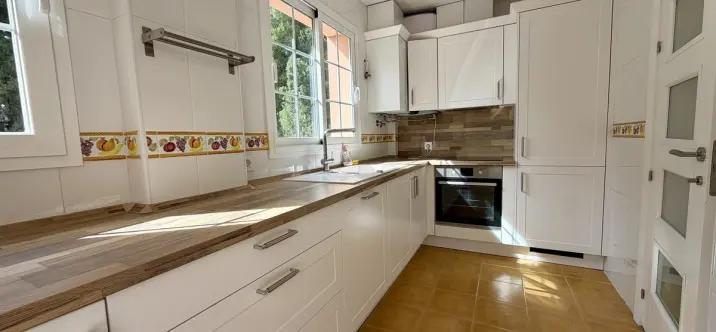 Sale of penthouse in Nueva Andalucía 4