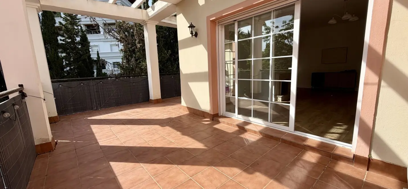 Sale of penthouse in Nueva Andalucía 3