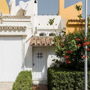 Sale of townhouse in Nueva Andalucía