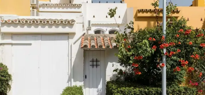 Sale of townhouse in Nueva Andalucía 2