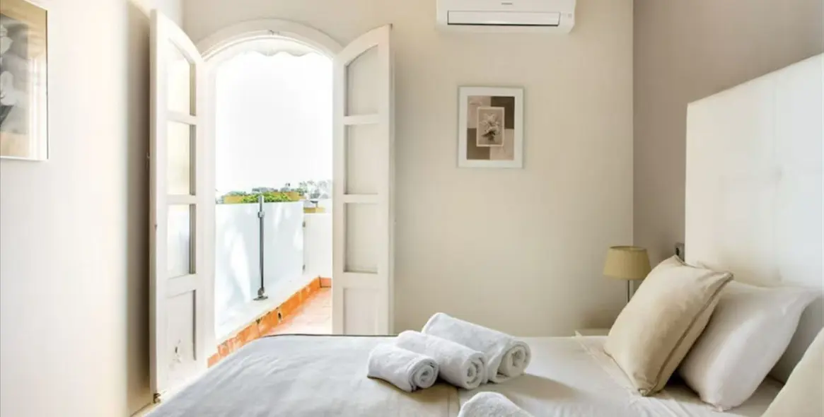 Sale of townhouse in Nueva Andalucía 9