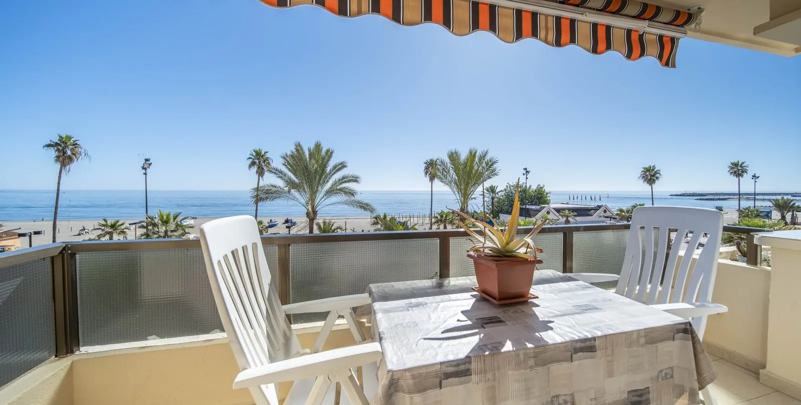 Продажа апартаментов на среднем этаже в Fuengirola 2