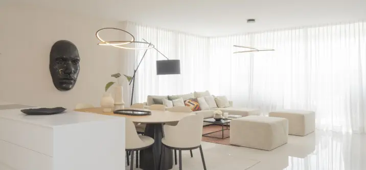 Venta de apartamento en planta media en Atalaya 4