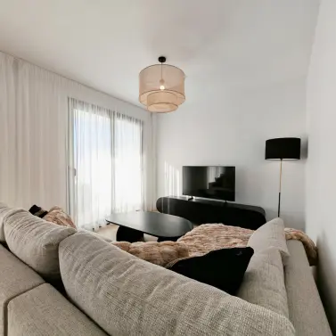 Продажа двухуровневого пентхауса в Estepona