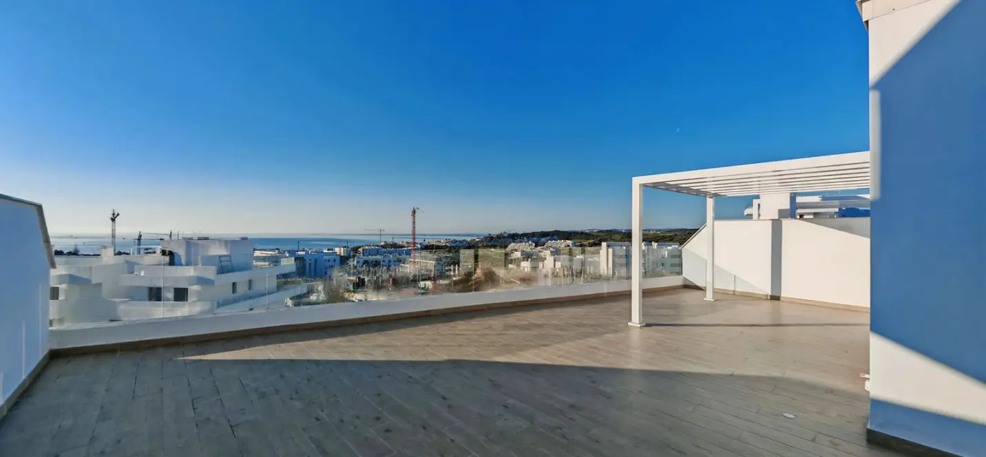 Sale of penthouse duplex in Estepona 0