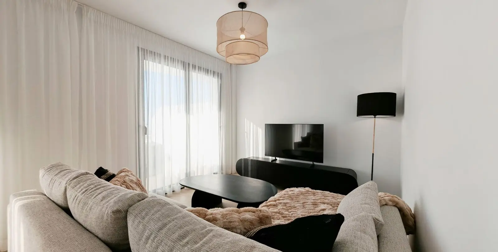 Venta de ático dúplex en Estepona 3
