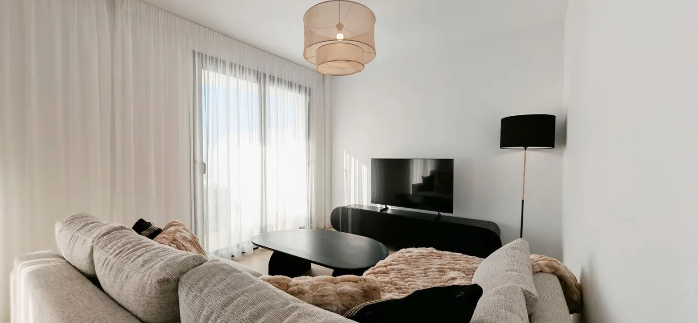 Sale of penthouse duplex in Estepona 2