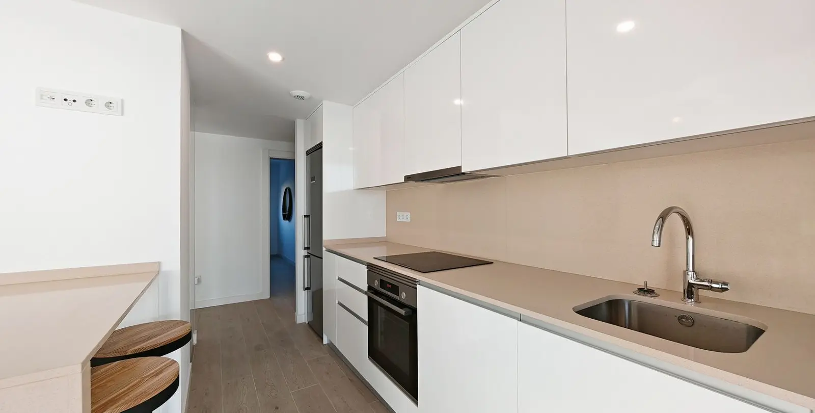 Venta de ático dúplex en Estepona 4