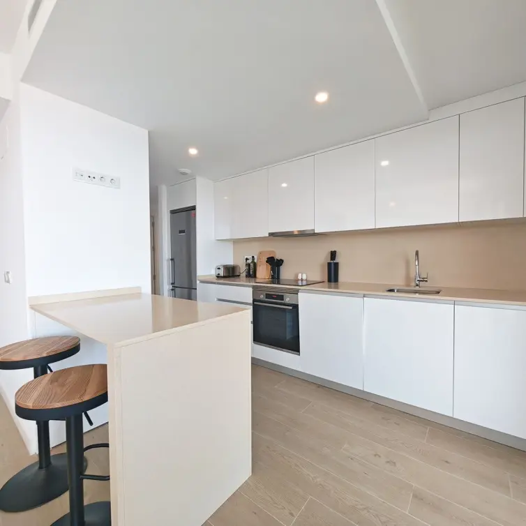 Venta de ático dúplex en Estepona
