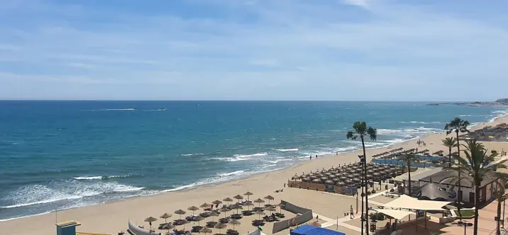 Продажа апартаментов на среднем этаже в Fuengirola 0