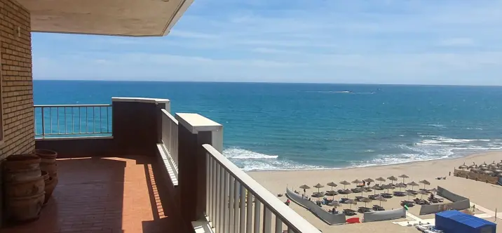 Продажа апартаментов на среднем этаже в Fuengirola 2