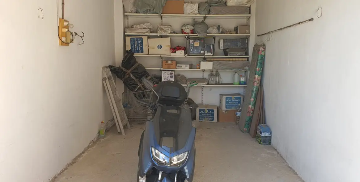 Sale of middle floor apartment in Fuengirola 7